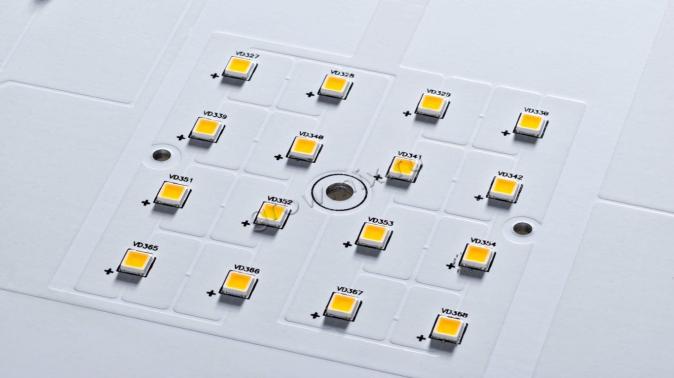 Лампа LED Blaker BB 150 PRO